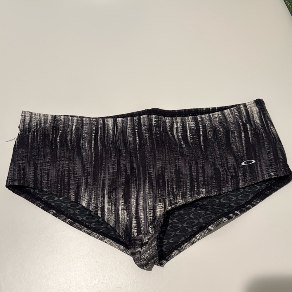 Oakley Black Bikini Swimwear with Sleek Design